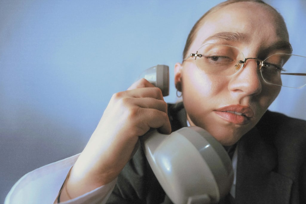 Who's Calling Lisa image